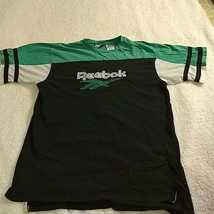 Sale6/$30🌸Reebok boys lg tee
